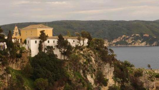 Villa-toula